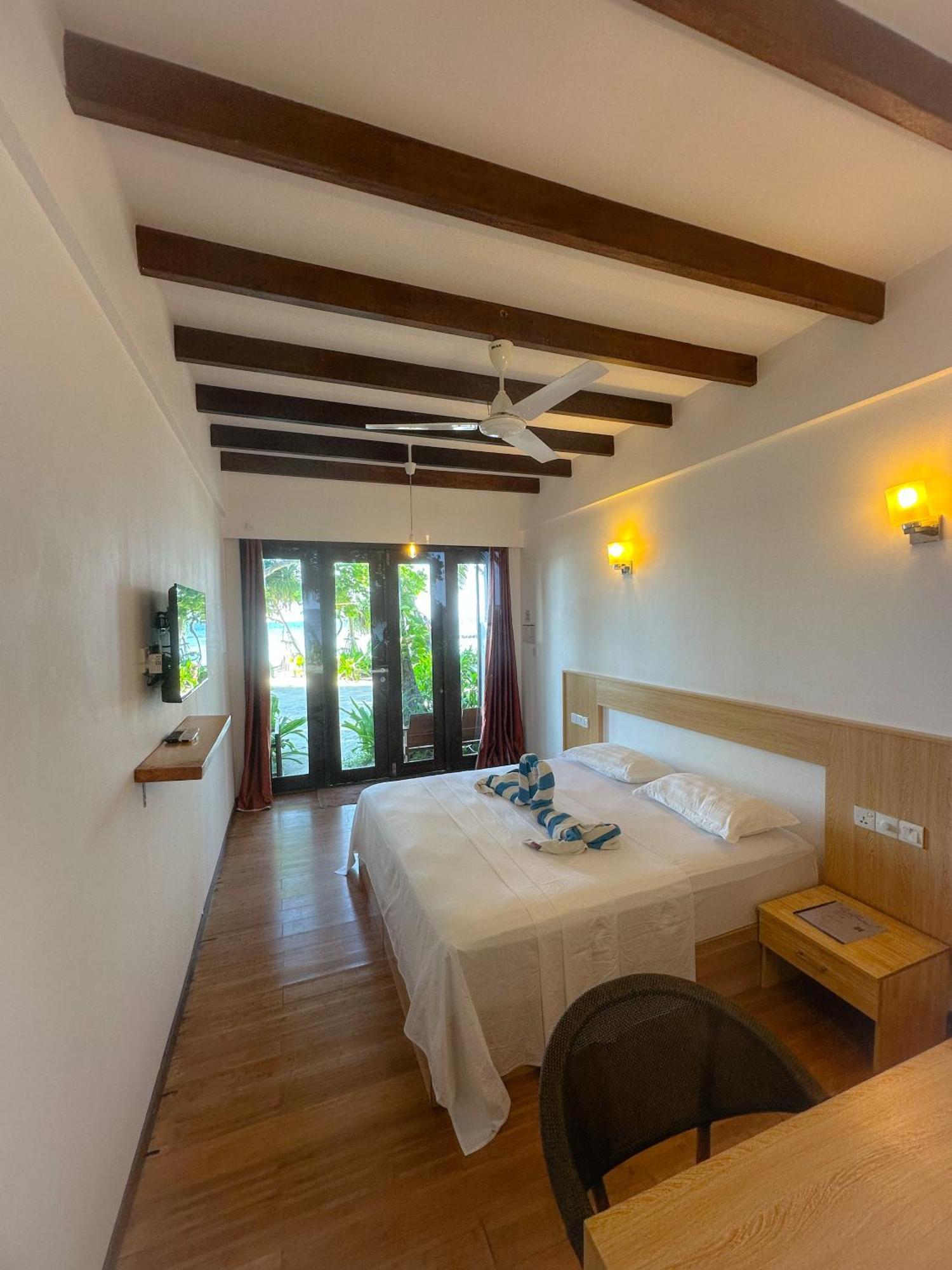 Hotel Thundi Sea View Fulidhoo Exterior foto