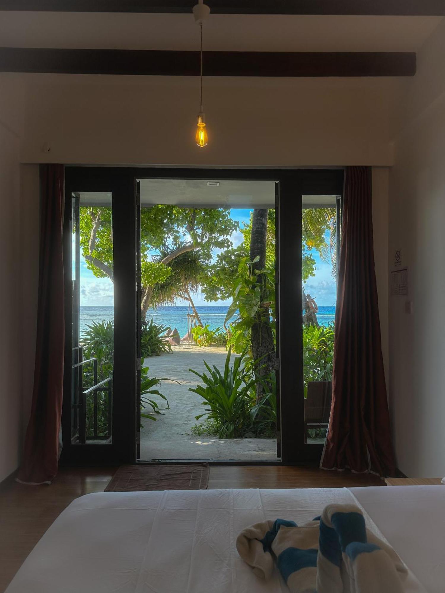Hotel Thundi Sea View Fulidhoo Exterior foto